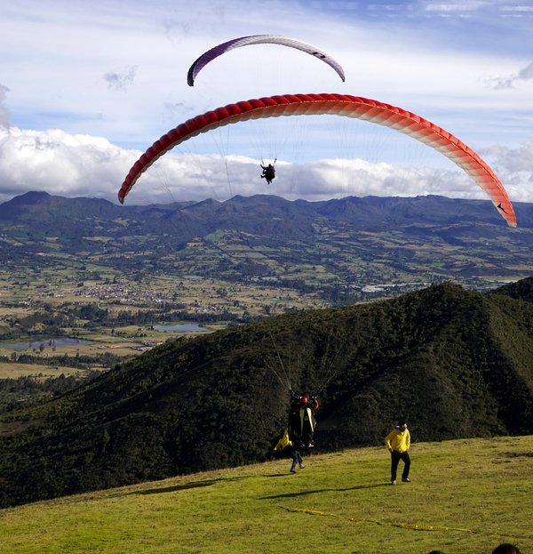 Parapente puy de dome : l'aventure aérienne accessible à tous